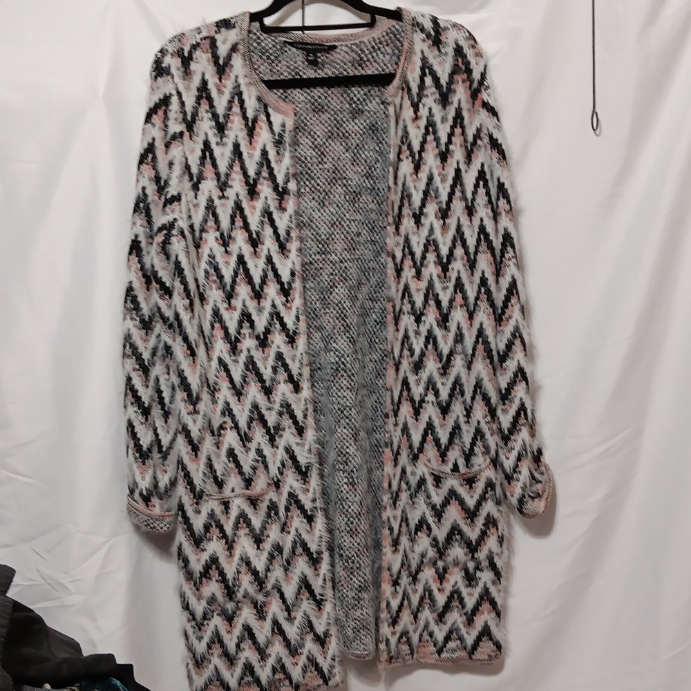 Signature Studio Chevron Cardigan in Black, White, and Pink